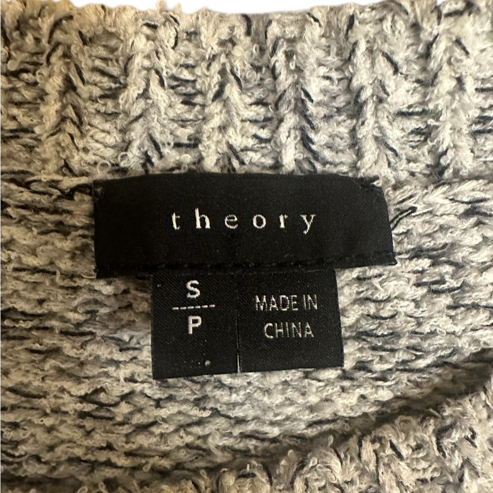 Theory Gray Knit Sweater. 3/4 sleeves. Size S - Picture 2 of 2